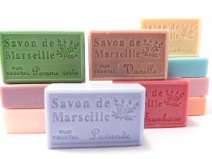 savons de Marseille parfum&eacute;s